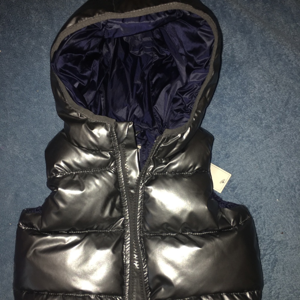 Toddler puff hooded vest
